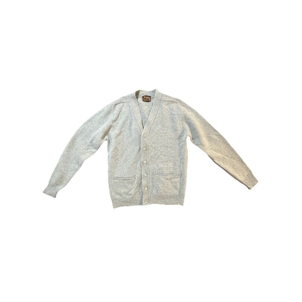 Men's Light Gray Crewneck Cardigan Sweater